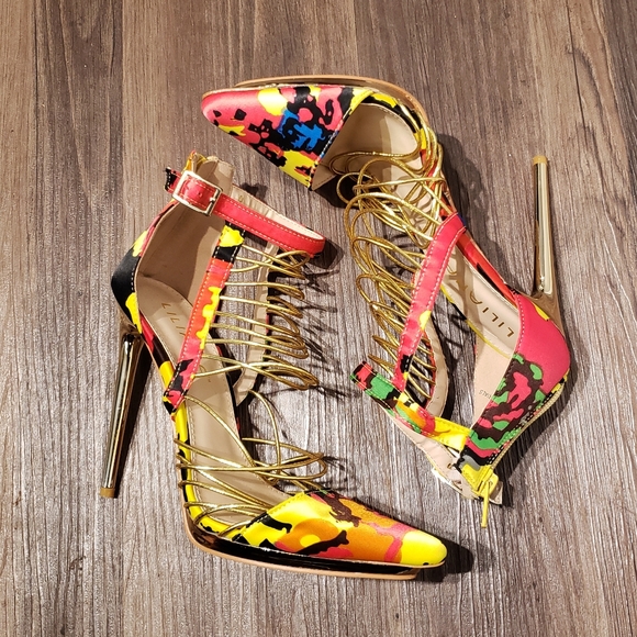 Eclectic Colorful Camoflage Heels - Picture 2 of 7